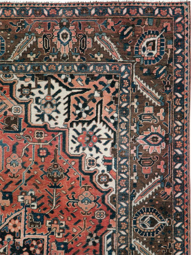 Vintage Persian Bakhtiari Accent Rug, No.27302 - Staging