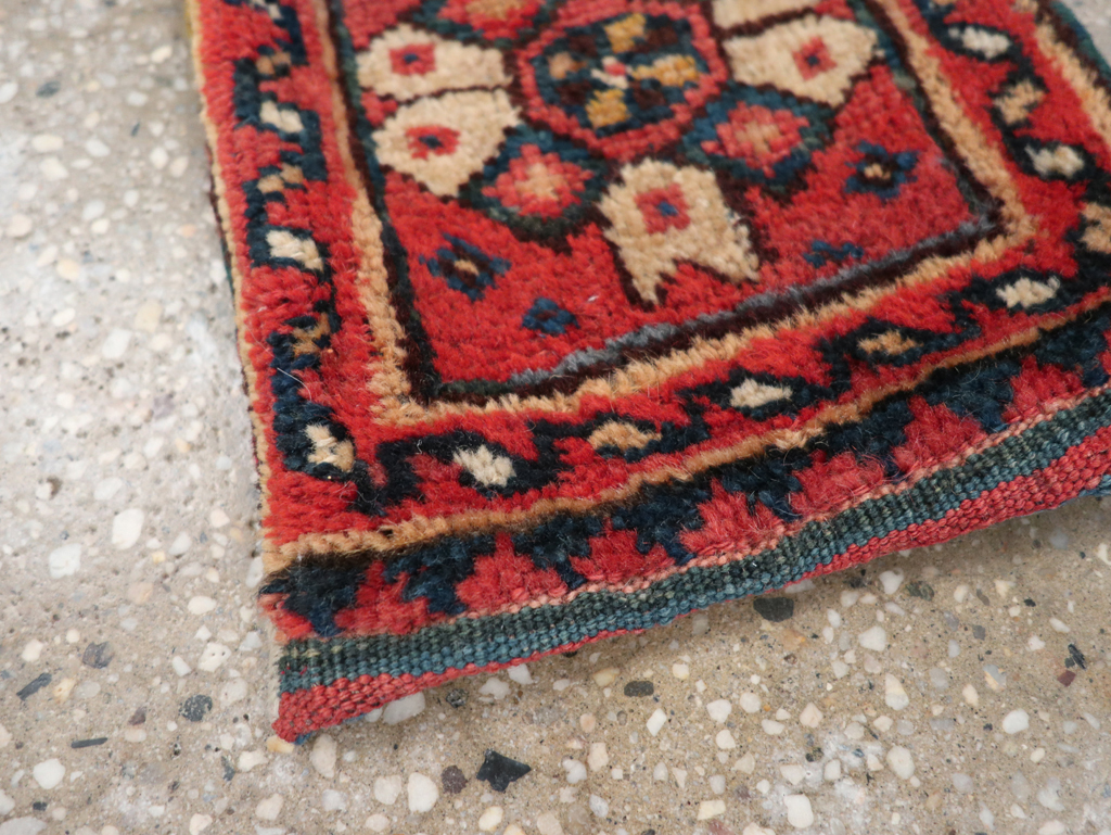 Vintage Persian Shiraz Rug, No.27349 - Staging