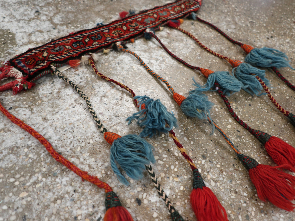 Vintage Qashqai Tent Band, No.27350 - Staging