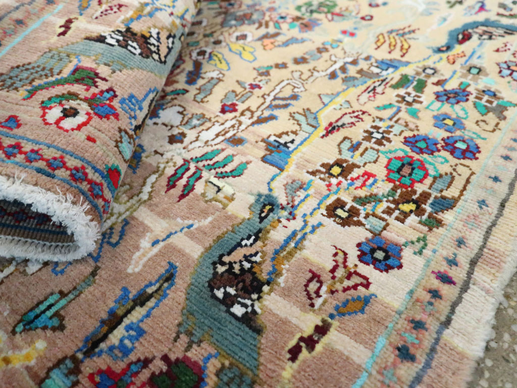 Vintage Persian Tabriz Rug, No.27361 - Staging