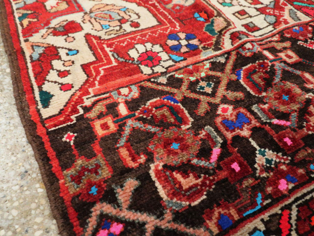 Vintage Persian Wagireh Hamdan Rug, No.27364 - Staging