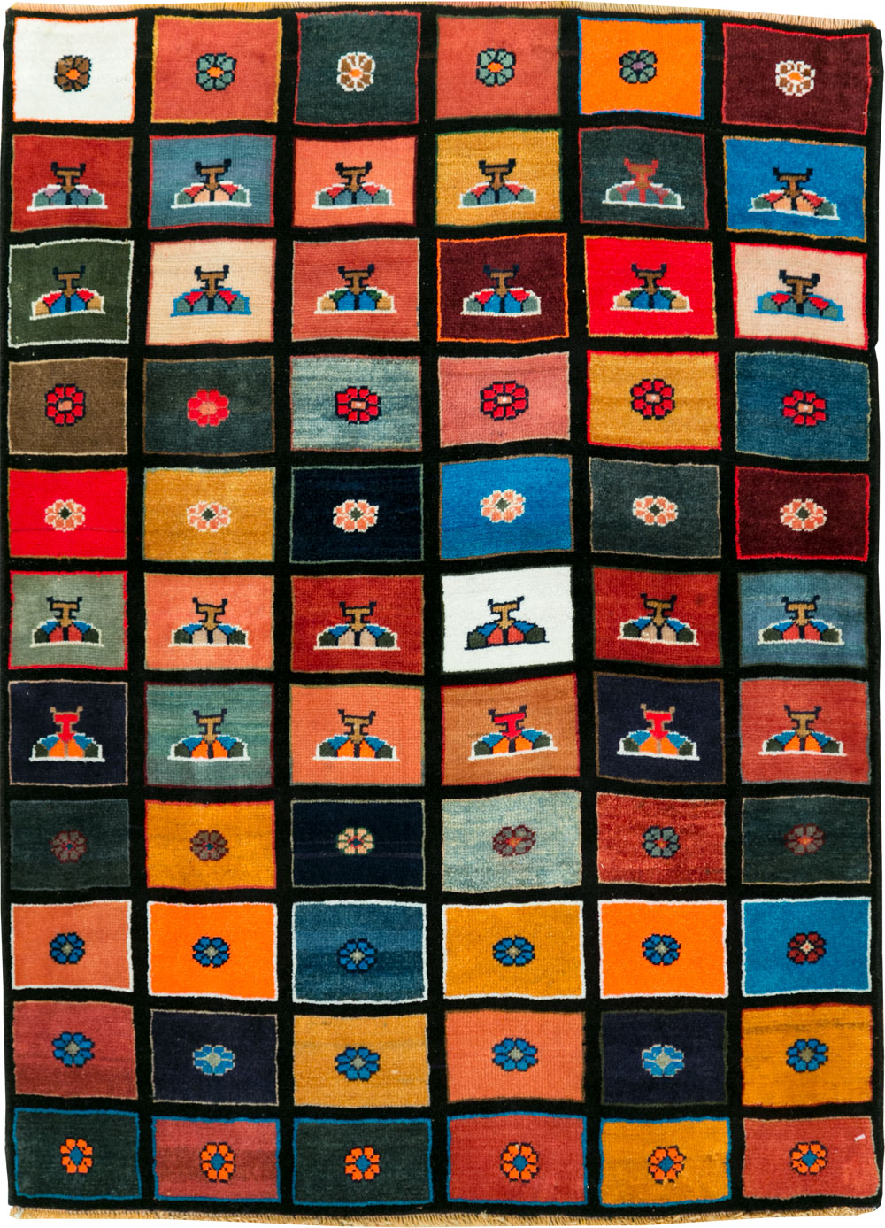 Vintage Persian Mahal Throw Rug, No.27366 - Staging