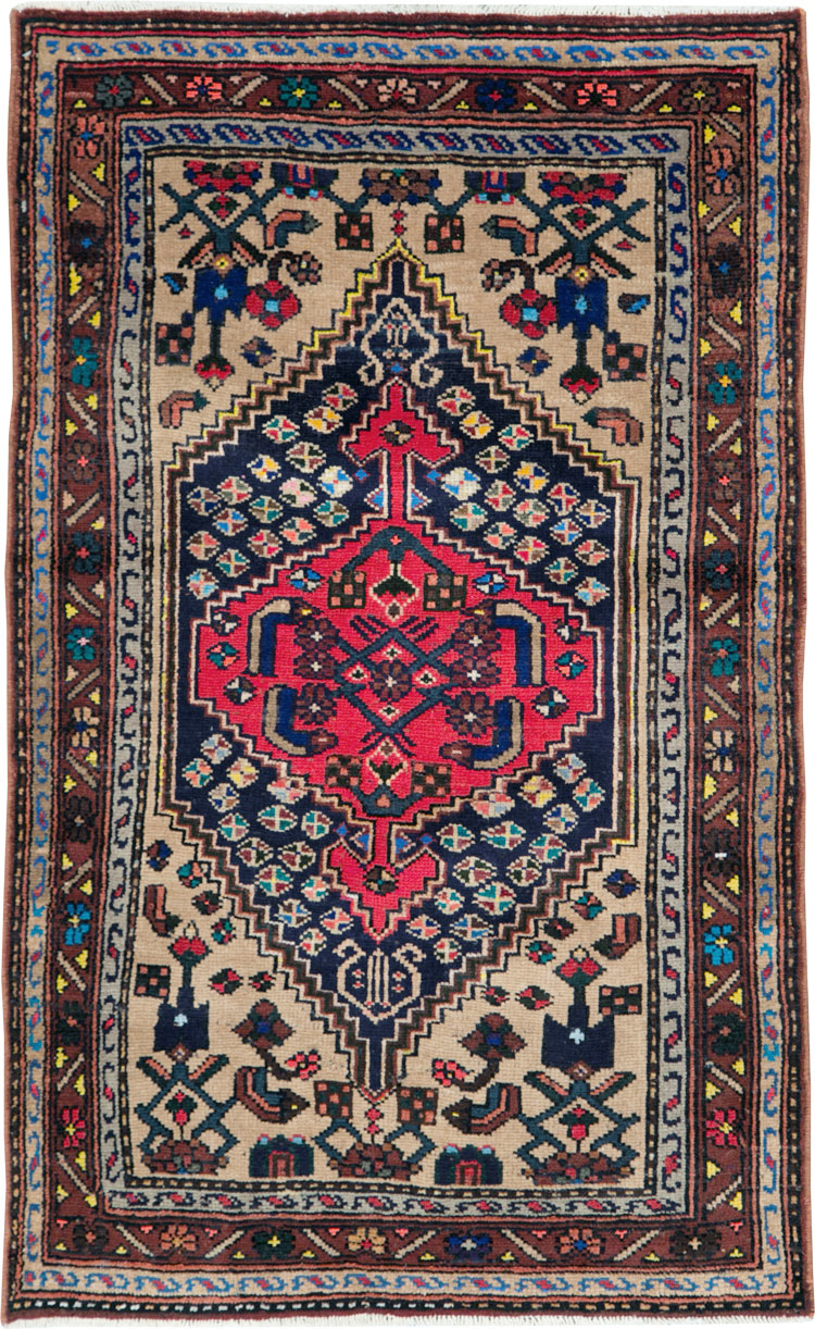 Vintage Persian Hamadan Rug, No.27371 - Staging
