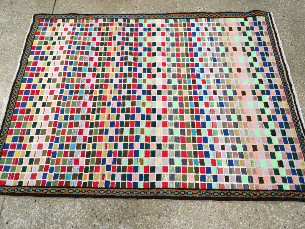 Vintage Persian Mahal Rug, No.27372 - Staging