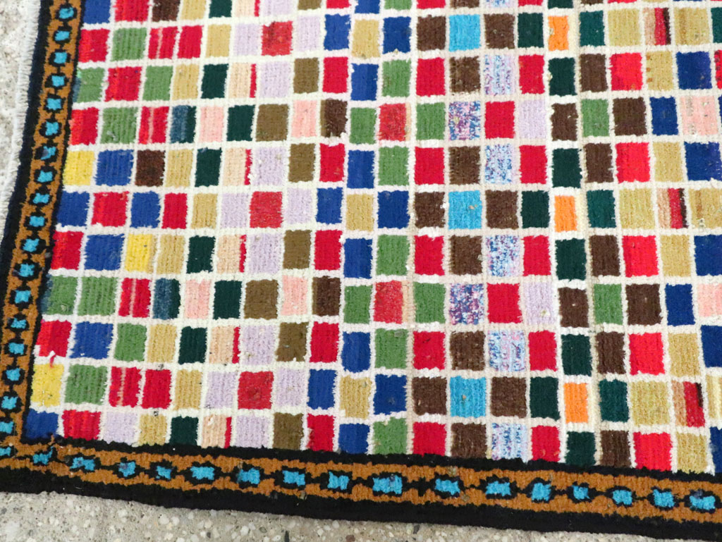 Vintage Persian Mahal Rug, No.27372 - Staging