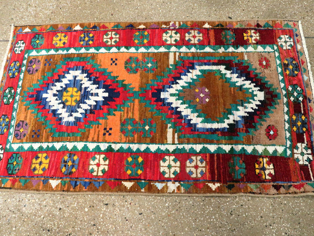 Vintage Persian Malayer Rug, No.27376 - Staging