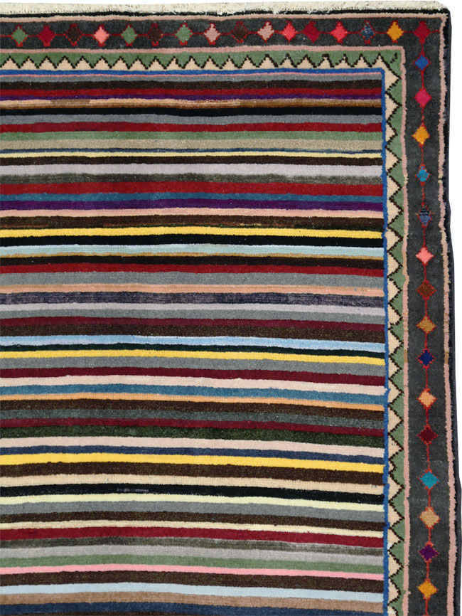 Vintage Persian Kashan Rug, No.27384 - Staging