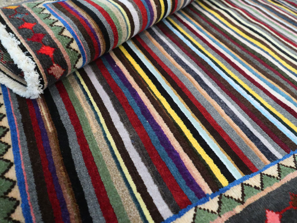 Vintage Persian Kashan Rug, No.27384 - Staging