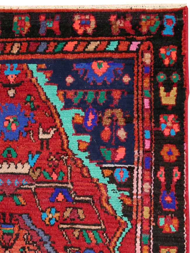Vintage Persian Hamadan Throw Rug, No.27390 - Staging
