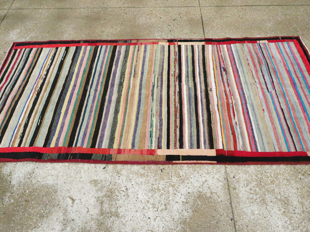 Vintage Persian Modern Style Mahal Throw Rug, No.27396 - Staging