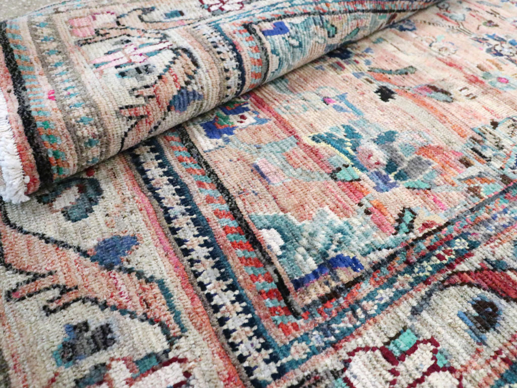 Vintage Persian Mahal Gallery Rug, No.27398 - Staging