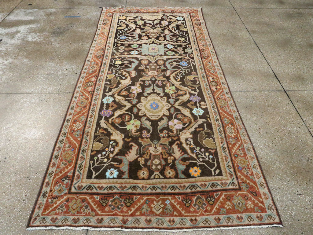 Vintage Persian Mahal Gallery Rug, No.27399 - Staging