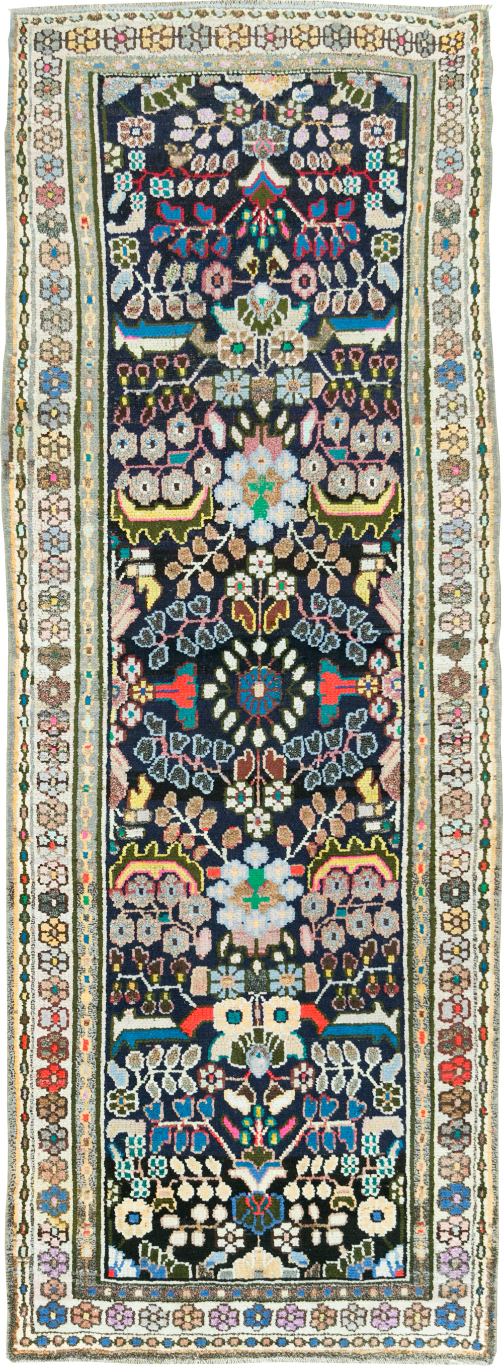 Vintage Hamadan Runner, No.27400 - Staging