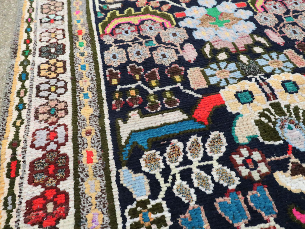 Vintage Hamadan Runner, No.27400 - Staging