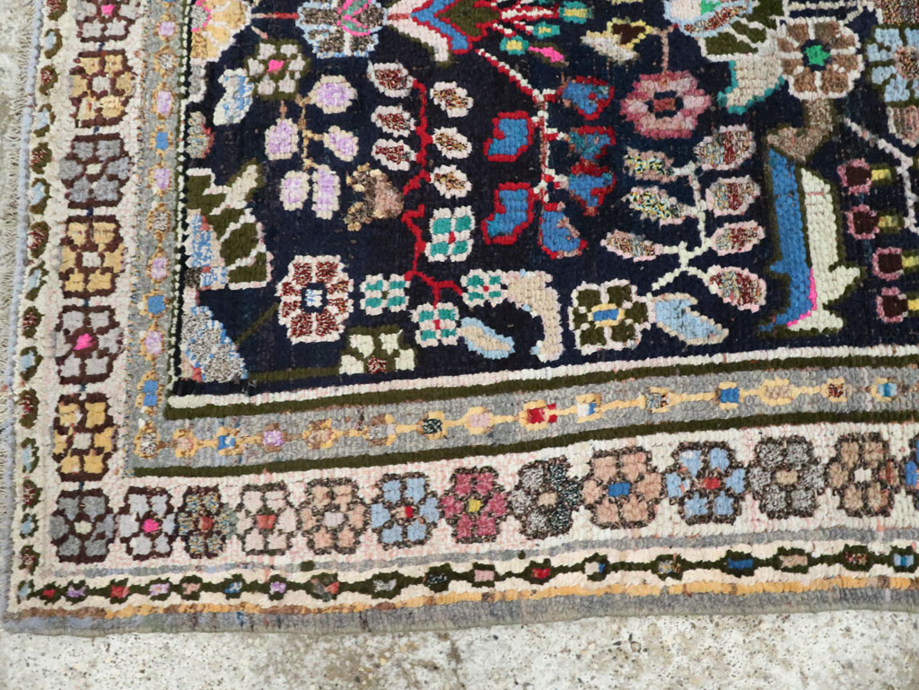 Vintage Hamadan Runner, No.27400 - Staging