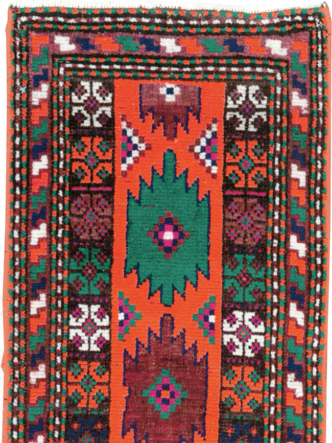 Vintage Persian Hamadan Rug, No.27405 - Staging
