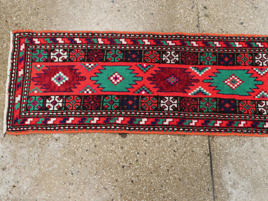 Vintage Persian Hamadan Rug, No.27405 - Staging
