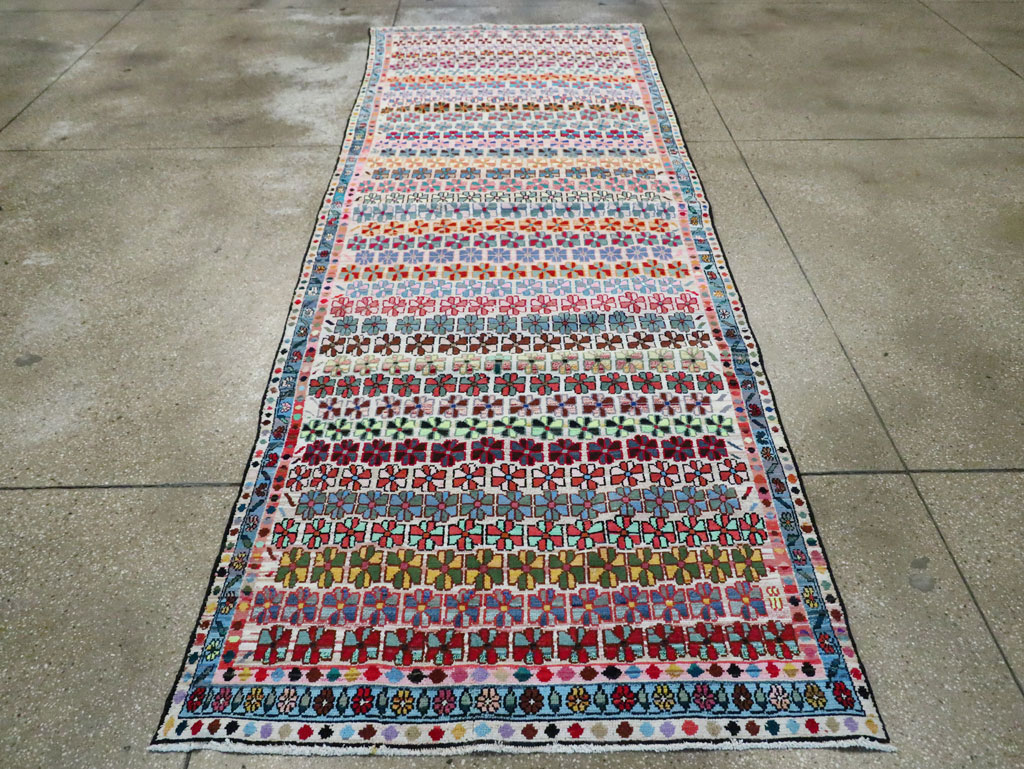 Vintage Persian Hamadan Gallery Rug, No.27406 - Staging