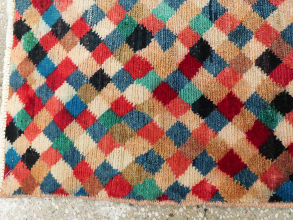 Vintage Persian Shiraz Rug, No.27423 - Staging