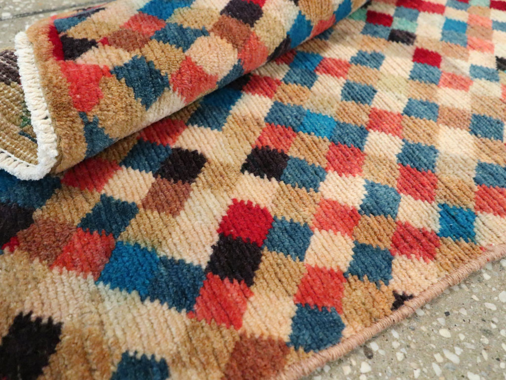 Vintage Persian Shiraz Rug, No.27423 - Staging