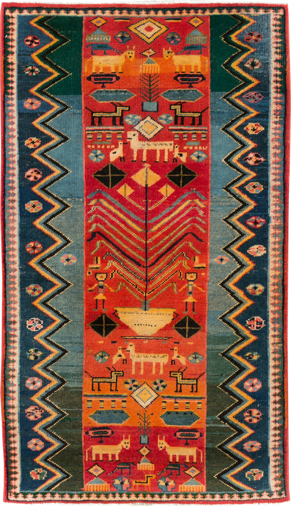 Vintage Persian Pictorial Mahal Rug, No.27431 - Staging