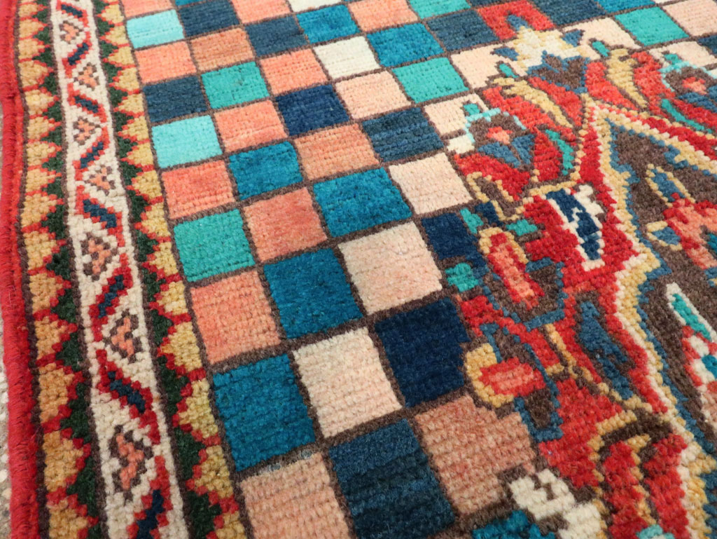 Vintage Persian Mahal Rug, No.27438 - Staging