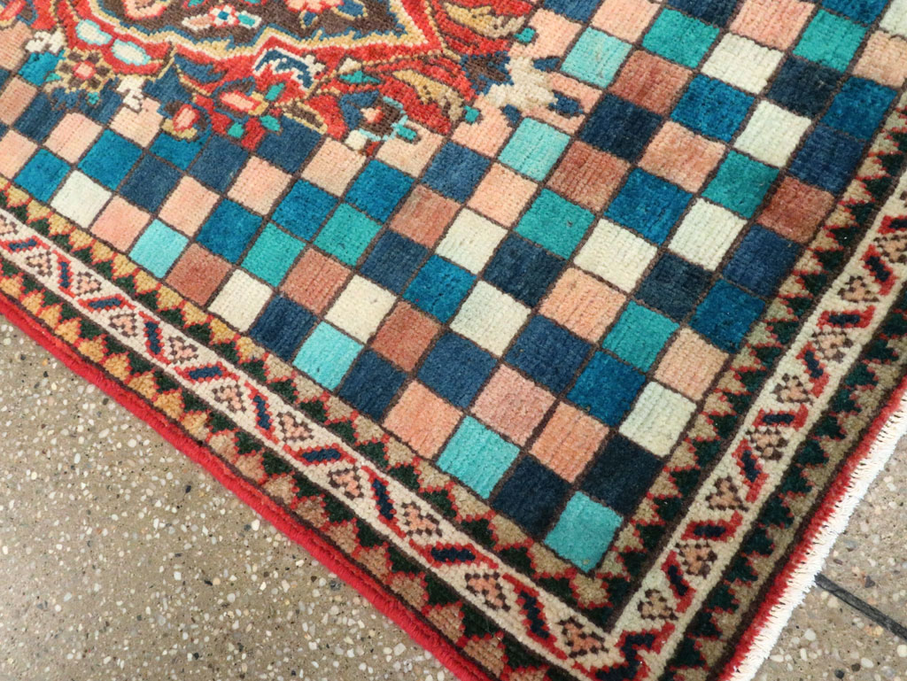 Vintage Persian Mahal Rug, No.27438 - Staging
