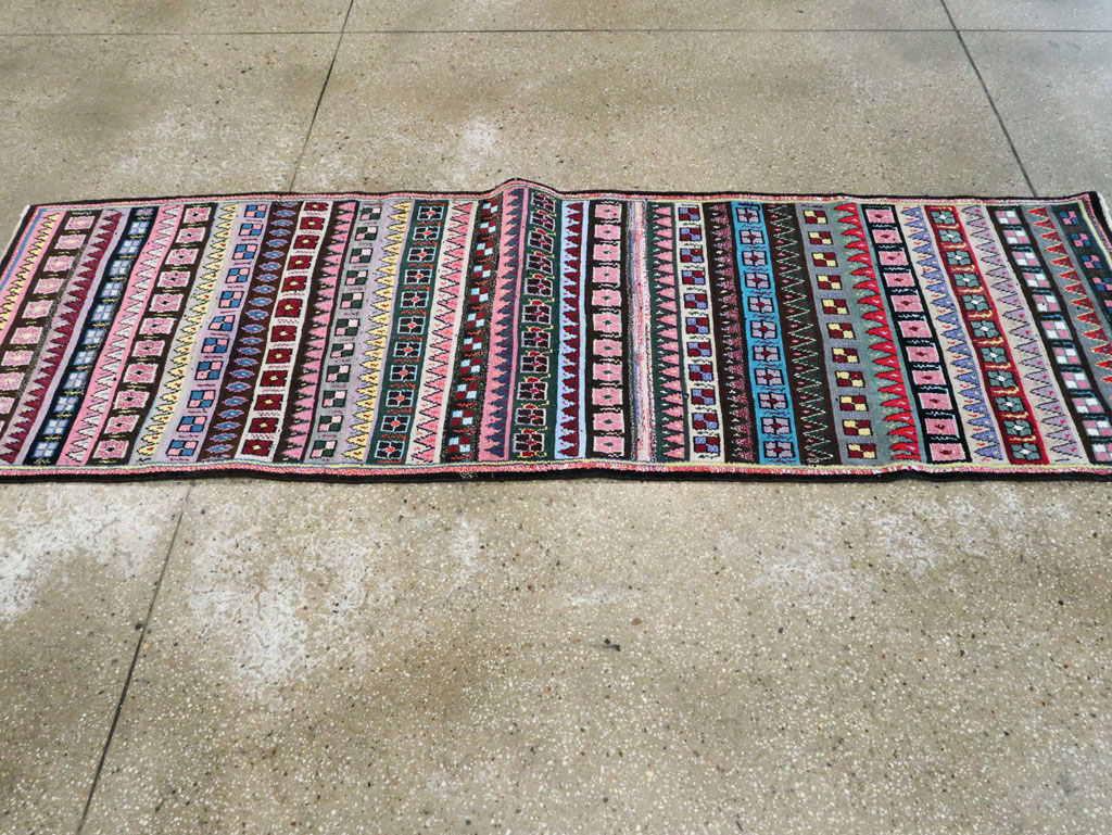 Vintage Persian Mahal Runner, No.27453 - Staging