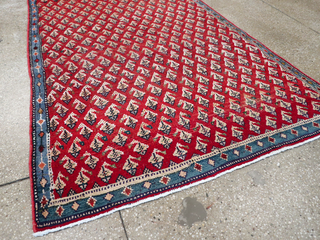Vintage Persian Mahal Gallery Rug, No.27459 - Staging