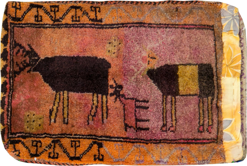 Vintage Turkish Anatolian Pictorial Rug, No.27479 - Staging