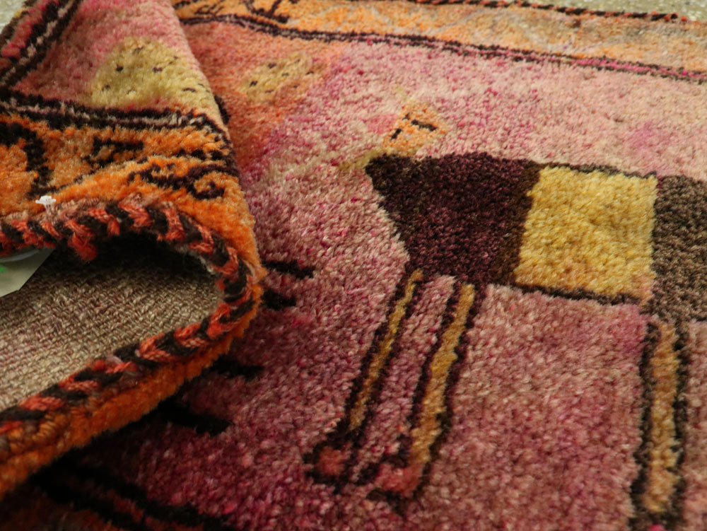 Vintage Turkish Anatolian Pictorial Rug, No.27479 - Staging