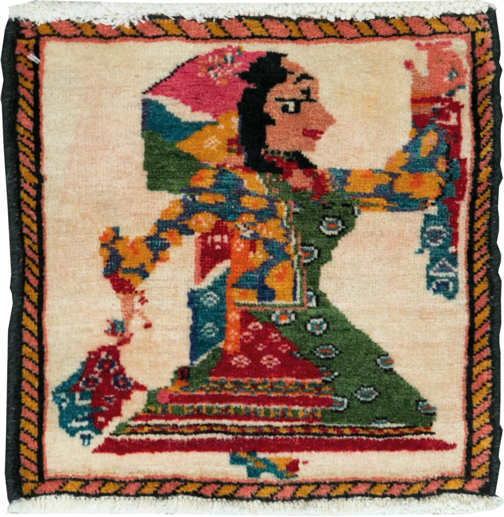 Vintage Persian Shiraz Pictorial Rug, No.27491 - Staging