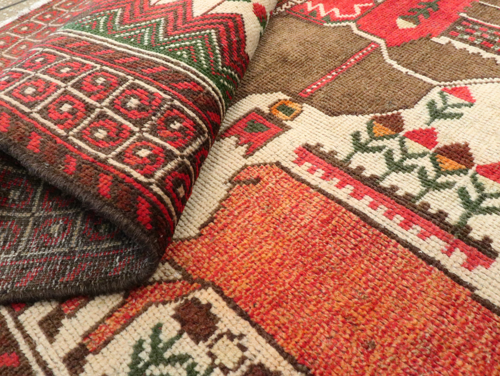 Vintage Persian Pictorial Baluch Rug, No.27500 - Staging