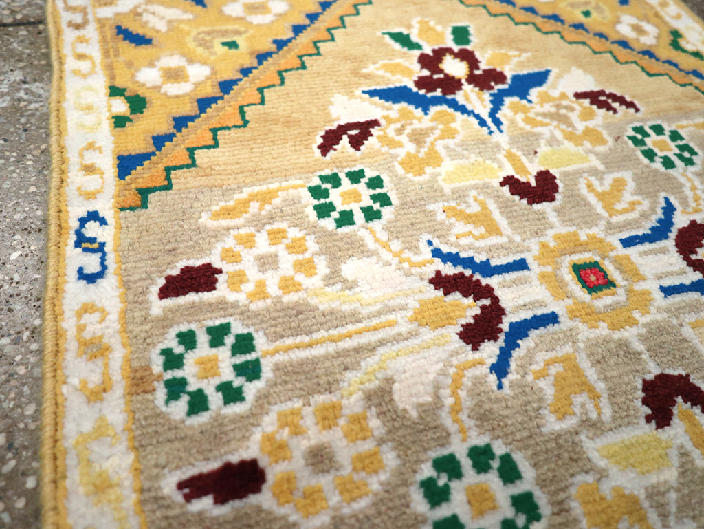 Vintage Persian Mahal Throw Rug (Pair: 1 of 2), No.27507 - Staging