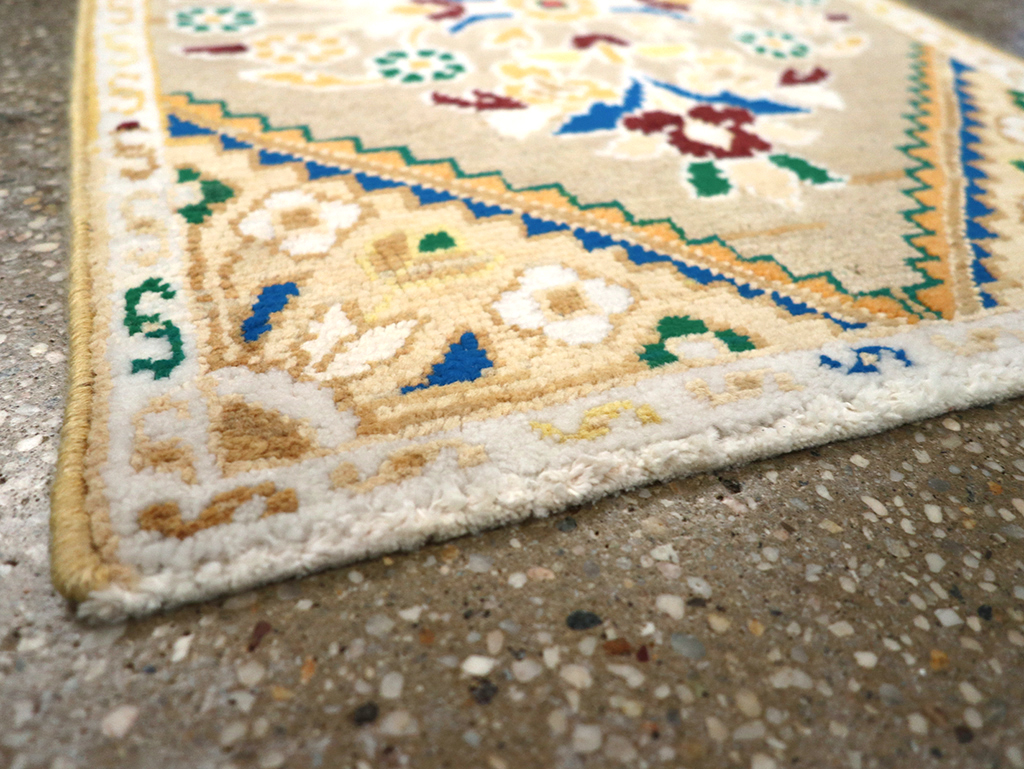 Vintage Persian Mahal Throw Rug (Pair: 1 of 2), No.27507 - Staging