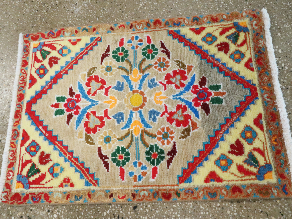 Vintage Persian Mahal Throw Rug (Pair: 1 of 2), No.27509 - Staging