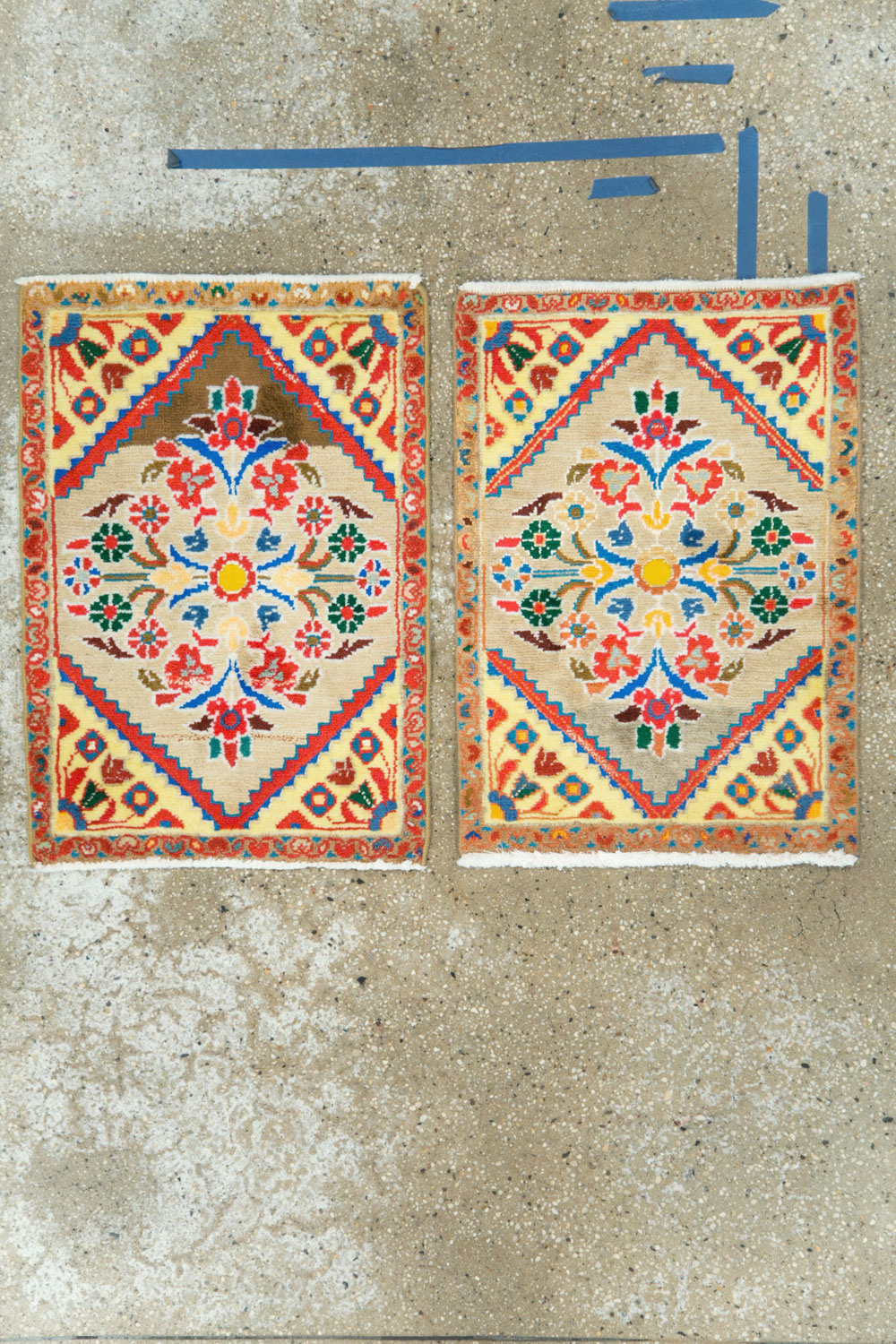 Vintage Persian Mahal Throw Rug (Pair: 1 of 2), No.27509 - Staging