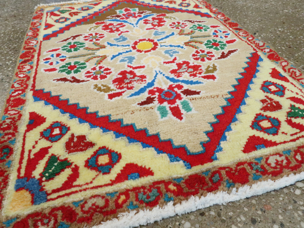 Vintage Persian Mahal Throw Rug (Pair: 2 of 2), No.27510 - Staging