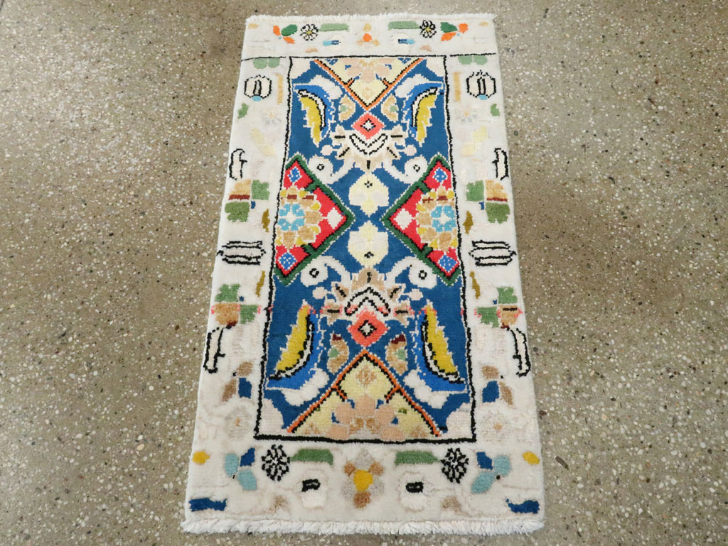 Vintage Persian Mahal Rug (Pair: 2 of 2), No.27513 - Staging