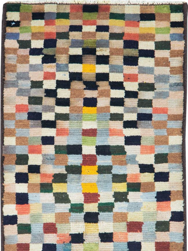 Vintage Persian Mahal Runner, No.27517 - Staging