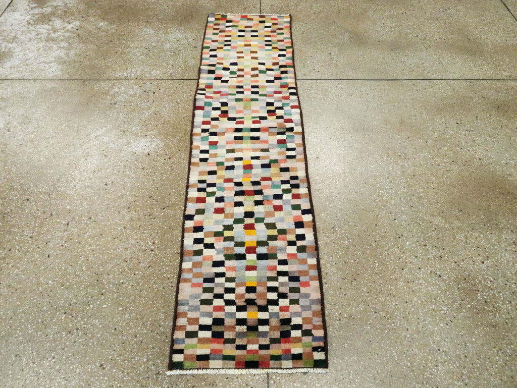 Vintage Persian Mahal Runner, No.27517 - Staging