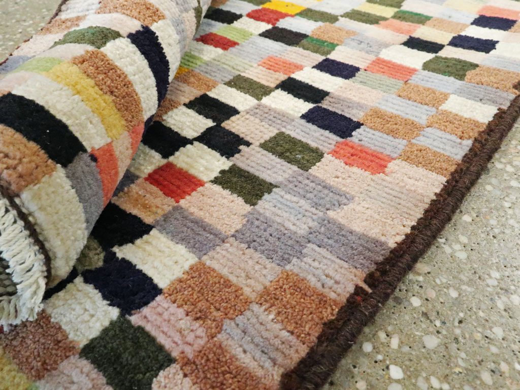 Vintage Persian Mahal Runner, No.27517 - Staging