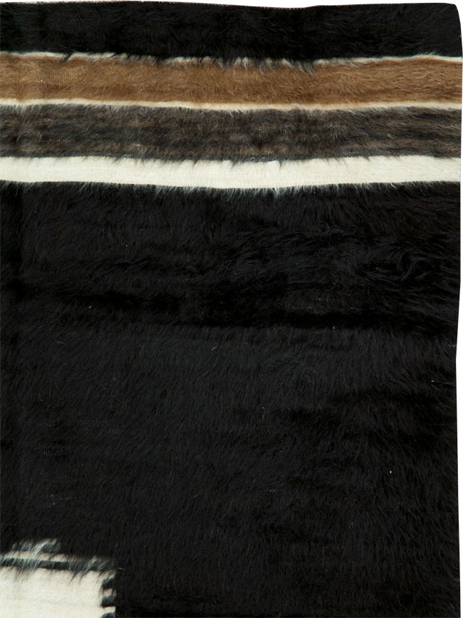 Vintage Turkish Mohair Accent Rug, No.27540 - Staging