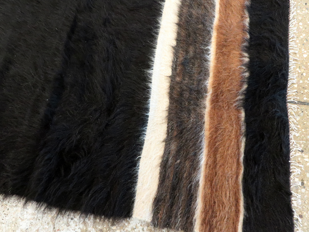 Vintage Turkish Mohair Accent Rug, No.27540 - Staging