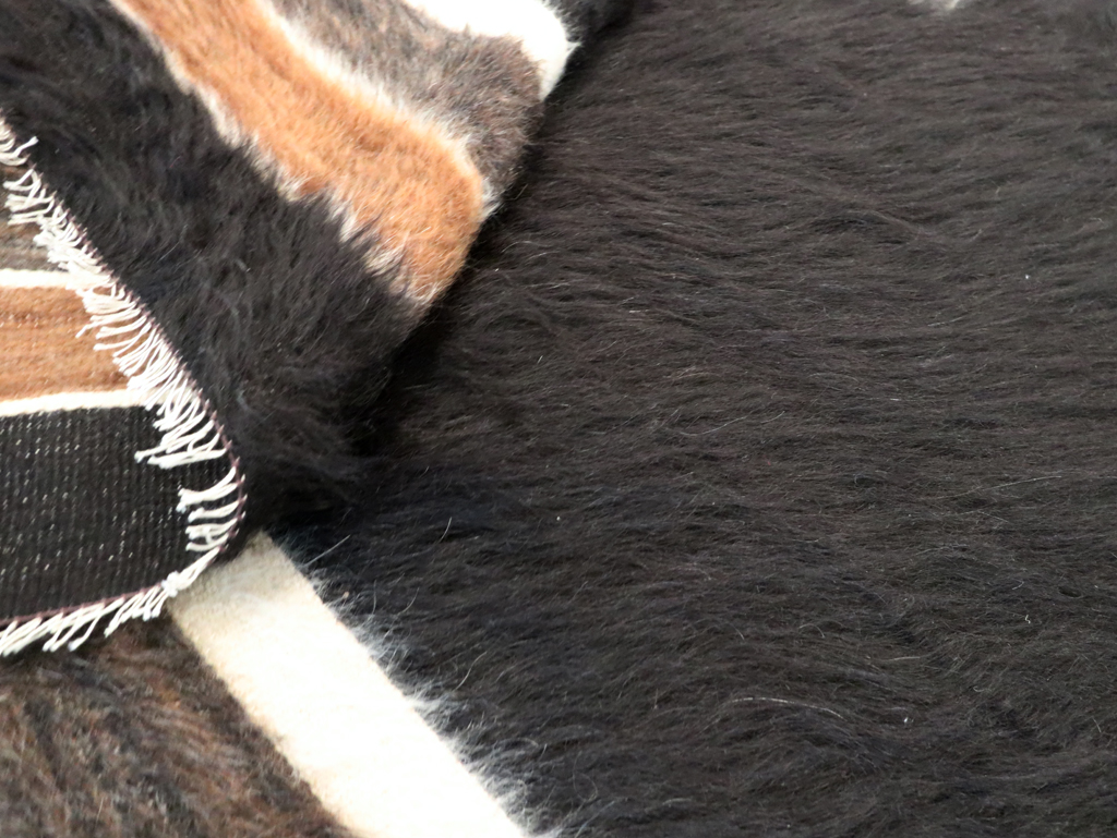 Vintage Turkish Mohair Accent Rug, No.27540 - Staging