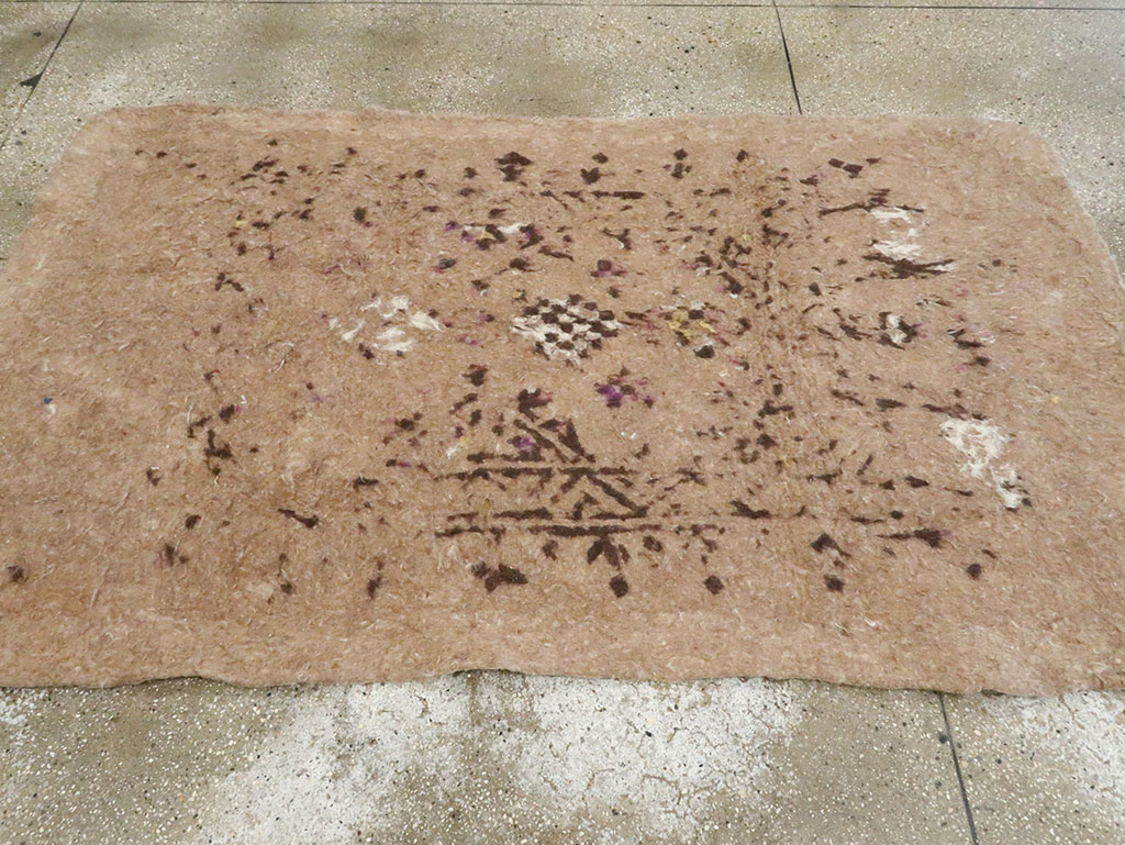 Vintage Persian Namad Felt Accent Rug, No.27545 - Staging