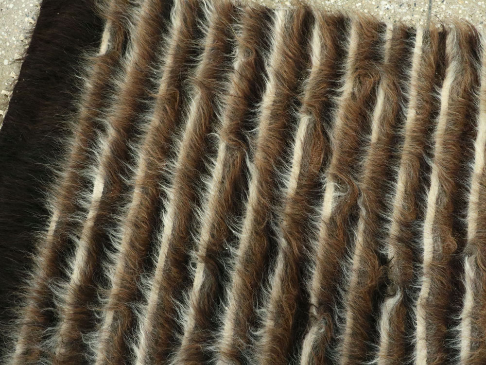 Vintage Mohair Rug, No.27568 - Staging