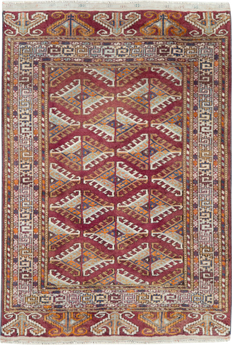 Vintage Central Asian Tekke Throw Rug, No.27569 - Staging