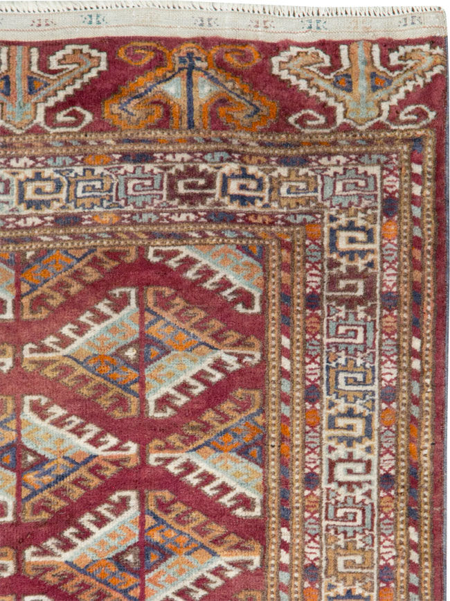 Vintage Central Asian Tekke Throw Rug, No.27569 - Staging