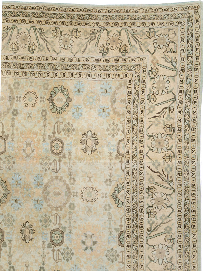 Antique Persian Tabriz Carpet, No.27620 - Staging